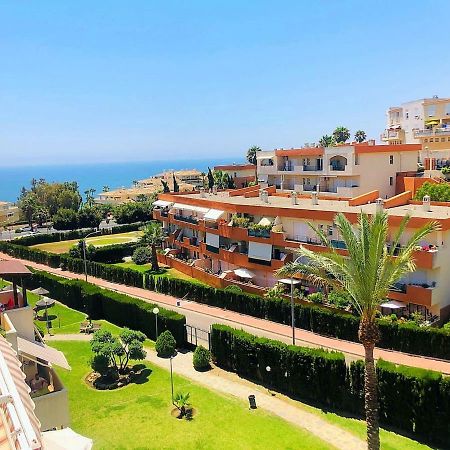 Seaview Apartment With Great Amenities & Facilities Benalmádena Exterior foto