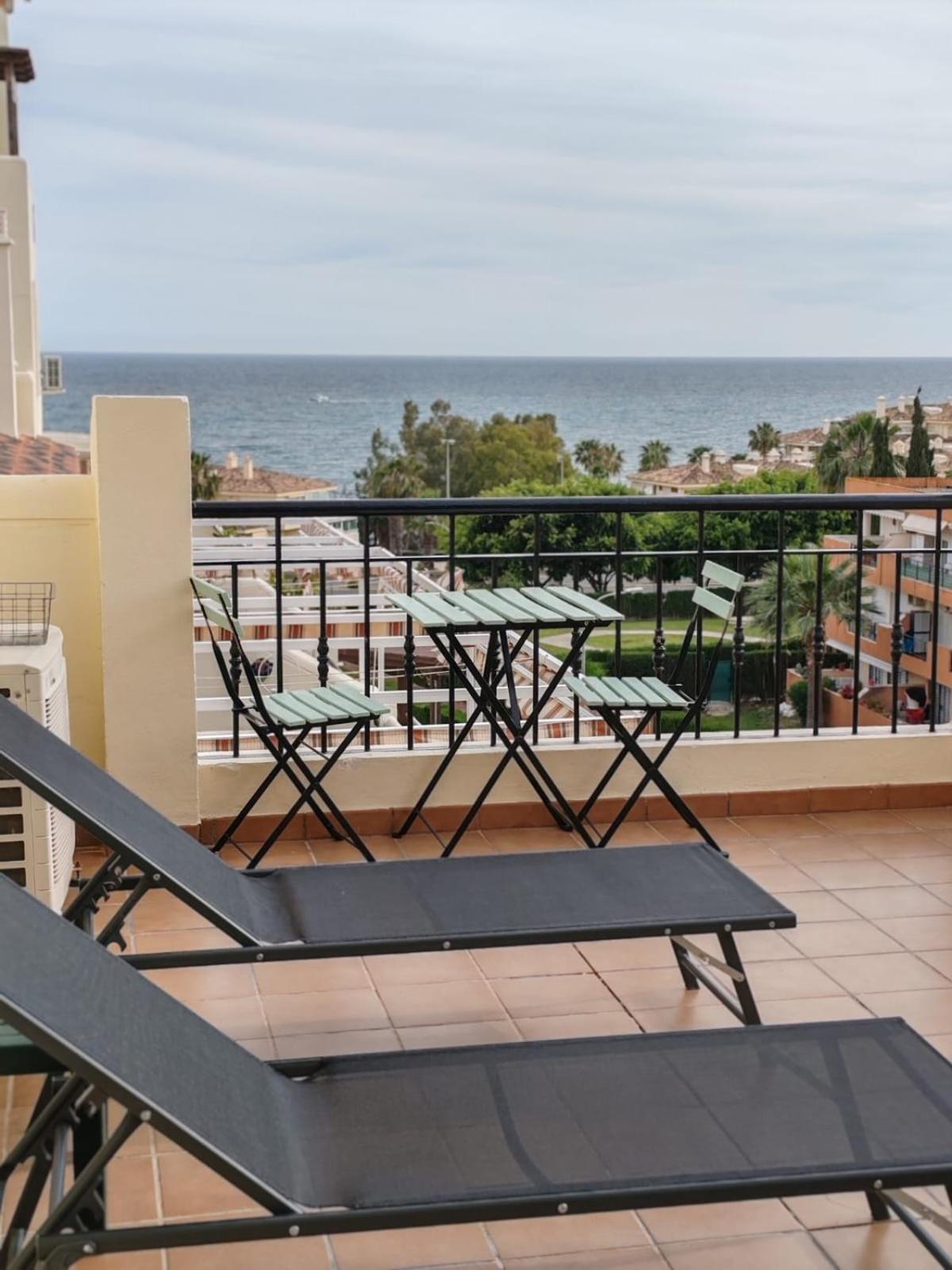 Seaview Apartment With Great Amenities & Facilities Benalmádena Exterior foto